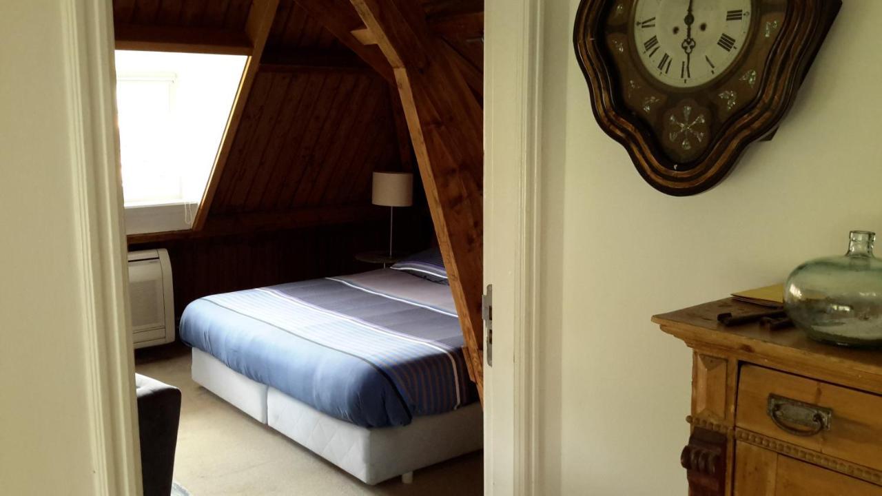 アイントホーフェン Place 2 Be Bed & Breakfast エクステリア 写真